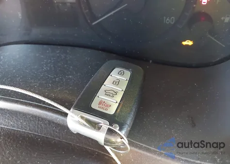 2012 Hyundai Genesis 3.8 z USA, uszkodzony, nr VIN KMHGC4DDXCU196774